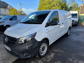 Used Mercedes-Benz Vito 2023 for sale - 77133028: Photo
