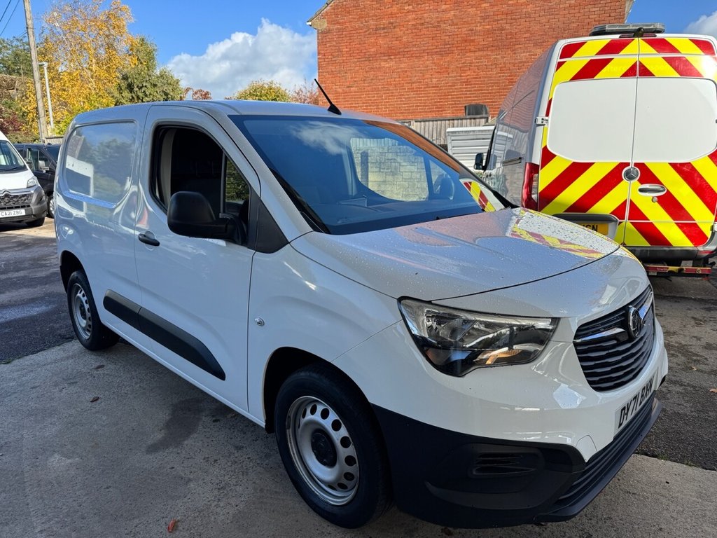 Used Vauxhall Combo 2021 for sale - 76172898: Photo 1