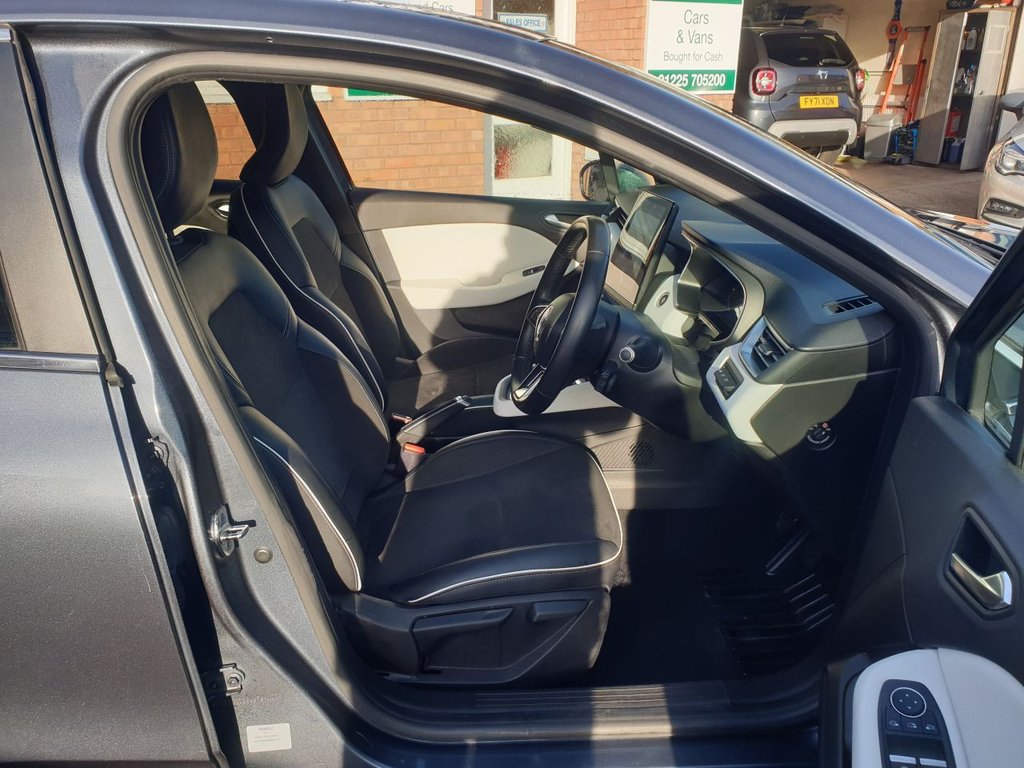 Used Renault Clio 2021 for sale - 76937461: Photo 11