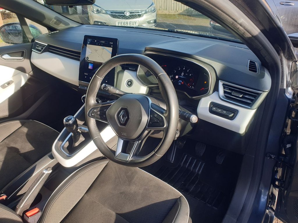 Used Renault Clio 2021 for sale - 76937461: Photo 12