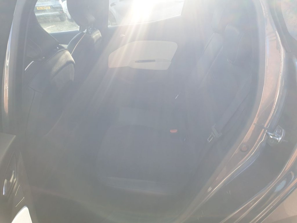 Used Renault Clio 2021 for sale - 76937461: Photo 17