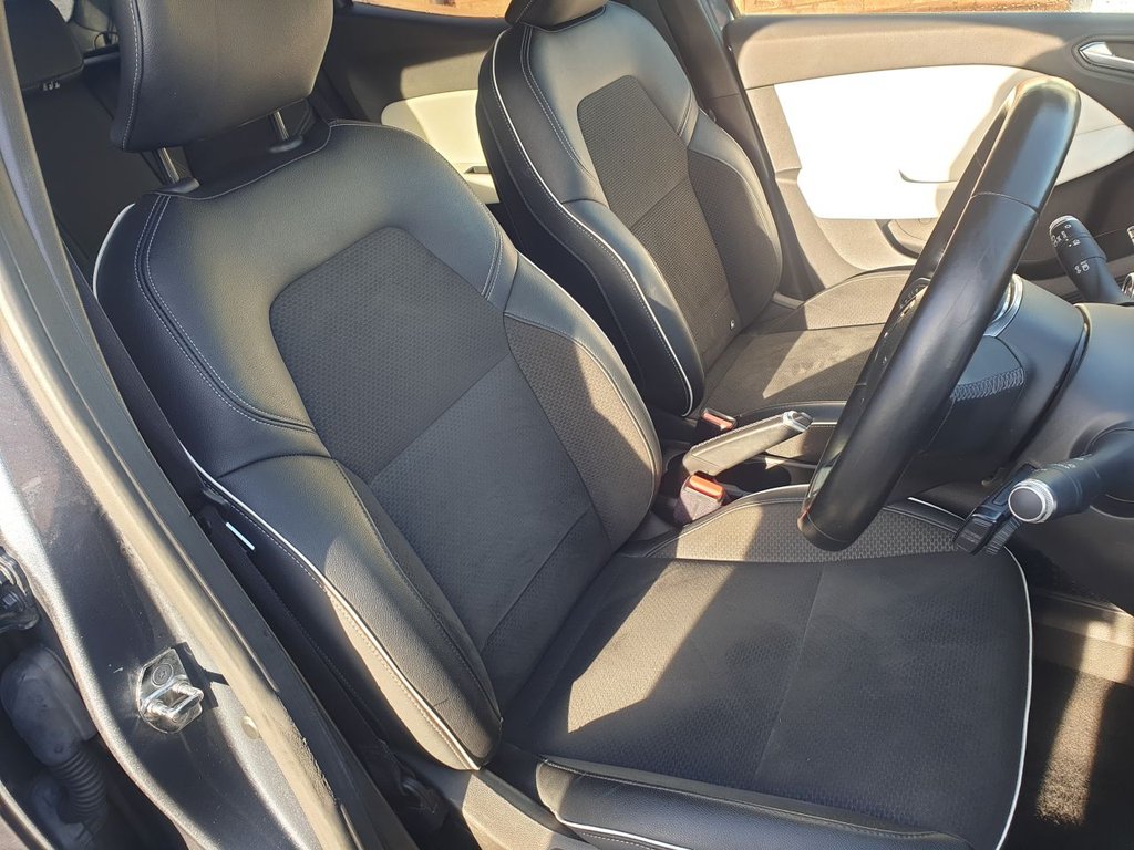 Used Renault Clio 2021 for sale - 76937461: Photo 9