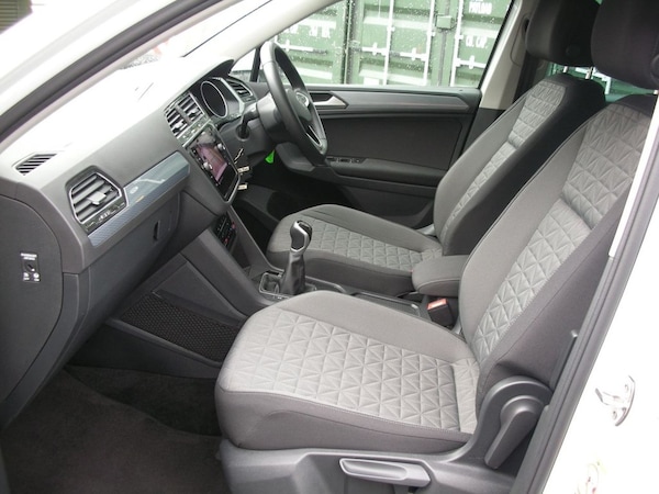 Used Volkswagen Tiguan 2023 for sale - 74844285: Photo 14