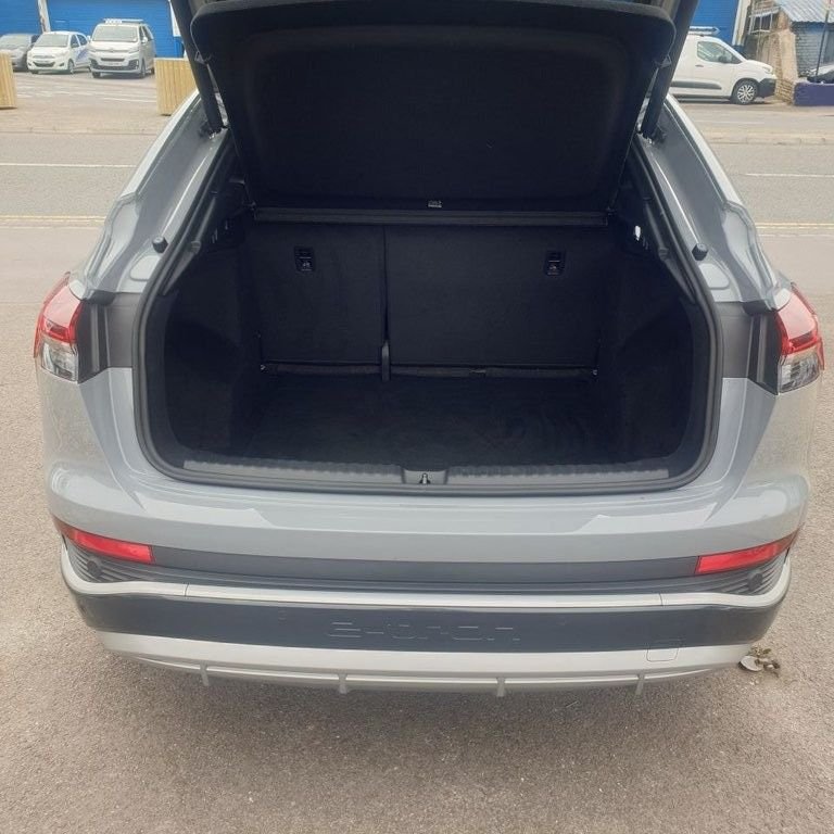 Used Audi Q4 e-tron 2022 for sale - 76241410: Photo 8