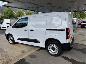 Used Citroen Berlingo 2024 for sale - 78828829: Photo