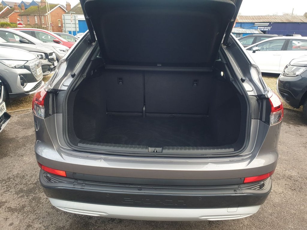 Used Audi Q4 e-tron 2022 for sale - 77499489: Photo 8