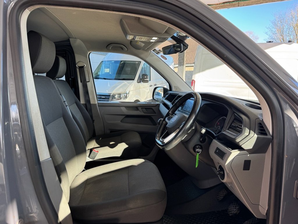 Used Volkswagen Transporter 2023 for sale - 77703783: Photo 10
