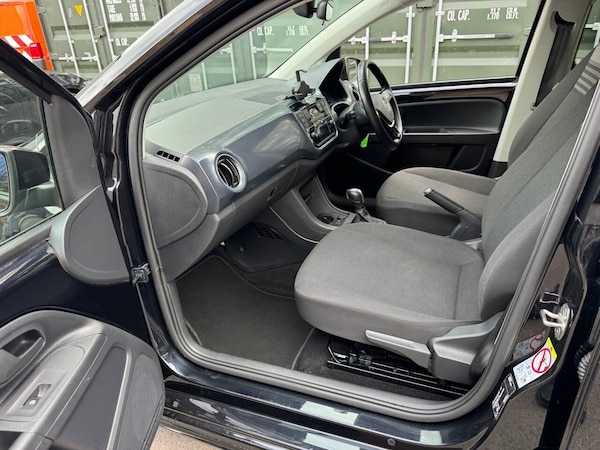 Used Volkswagen up! 2023 for sale - 75727667: Photo 11