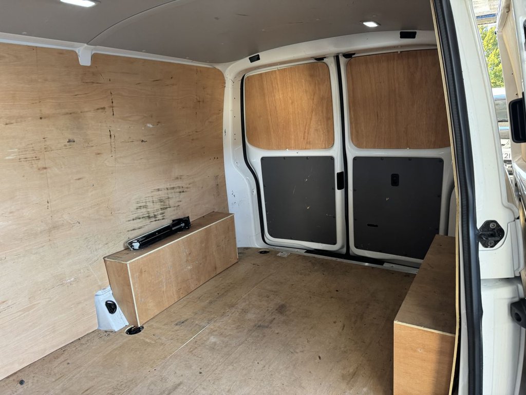 Used Volkswagen Transporter 2022 for sale - 76962228: Photo 10