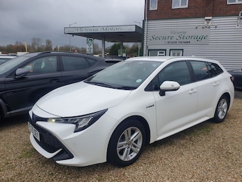 2020 (70) - 1.8 VVT-i Hybrid Icon Tech 5dr CVT