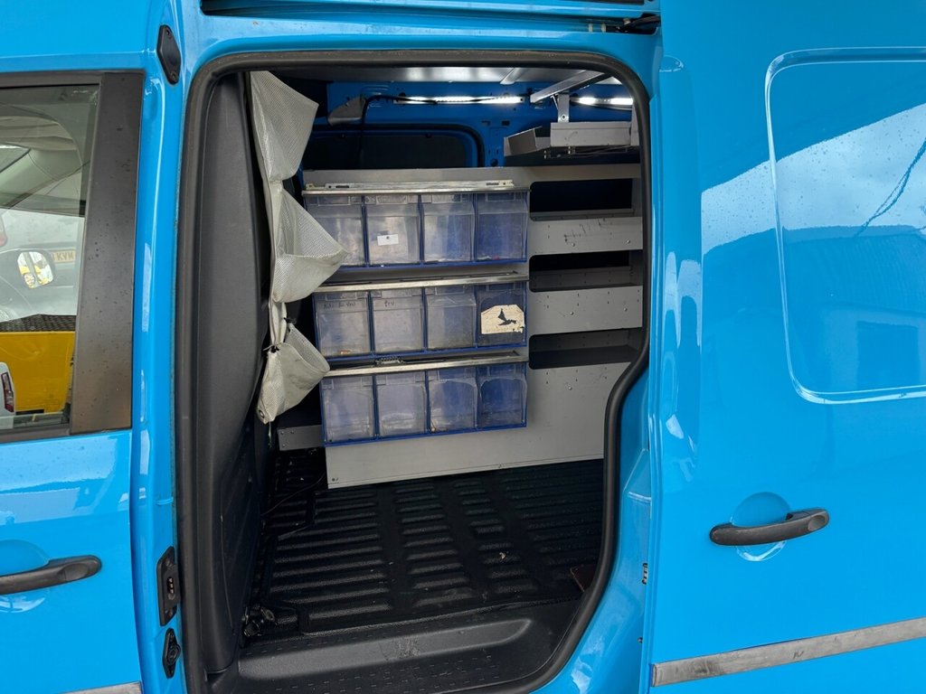 Used Volkswagen Caddy Maxi 2017 for sale - 78134511: Photo 8