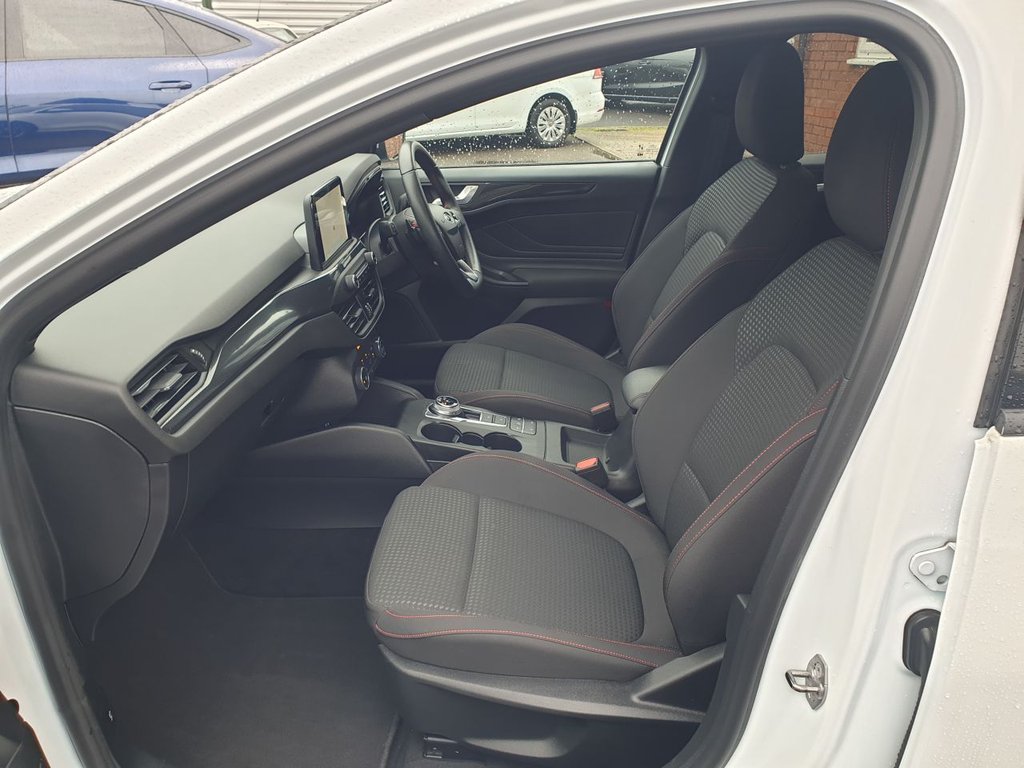 Used Ford Focus 2021 for sale - 76510033: Photo 15