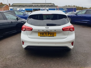 Used Ford Focus 2021 for sale - 76510033: Photo