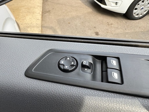 Used Vauxhall Vivaro 2022 for sale - 75111613: Photo 17