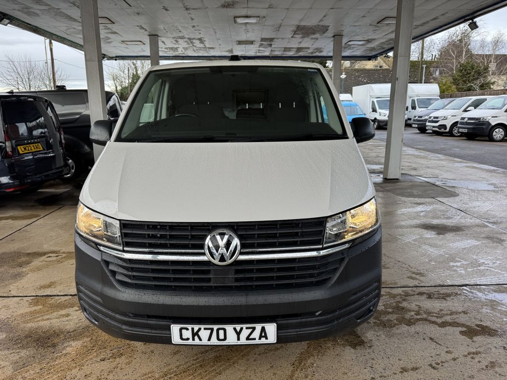 Used Volkswagen Transporter 2020 for sale - 76962165: Photo 2