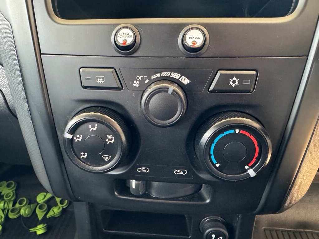 Used Isuzu D-Max 2019 for sale - 76132700: Photo 38