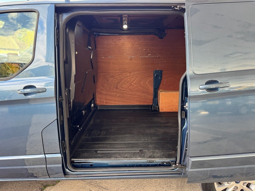 Used Ford Transit Custom 2020 for sale - 76047897: Photo 11