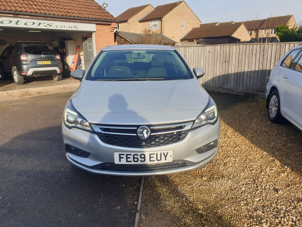 Used Vauxhall Astra 2019 for sale - 77027545: Photo 2