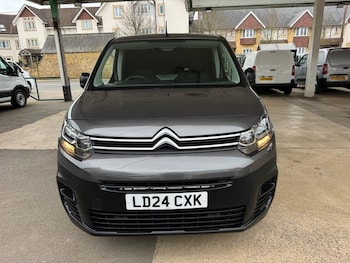 Used Citroen Berlingo 2024 for sale - 77680668: Photo