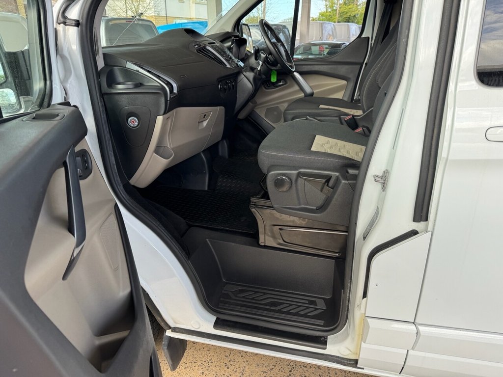 Used Ford Tourneo Custom 2018 for sale - 78212485: Photo 13