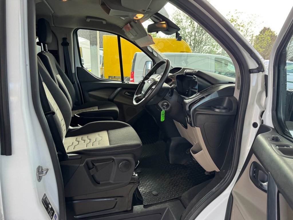 Used Ford Tourneo Custom 2018 for sale - 78212485: Photo 16