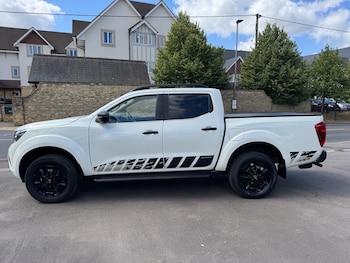 Used Nissan Navara 2020 for sale - 75537901: Photo
