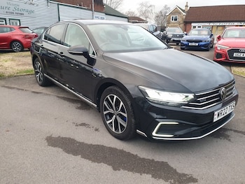 Used Volkswagen Passat 2022 for sale - 76840875: Photo