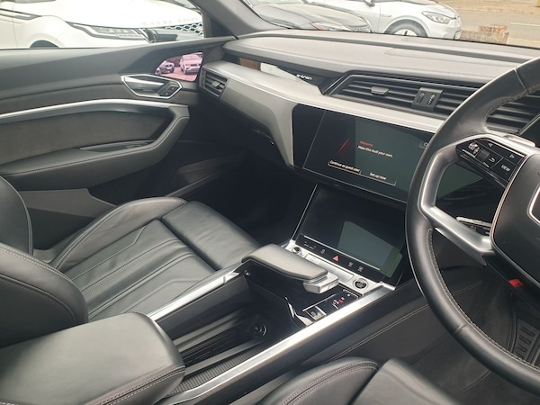Used Audi e-tron 2020 for sale - 76297050: Photo 10