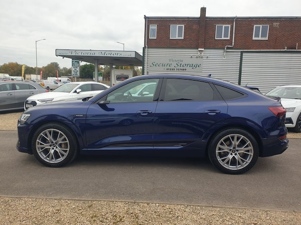 Used Audi e-tron 2020 for sale - 76297050: Photo 2