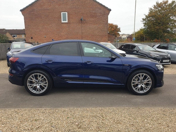 Used Audi e-tron 2020 for sale - 76297050: Photo 4