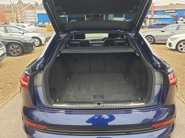 Used Audi e-tron 2020 for sale - 76297050: Photo 8