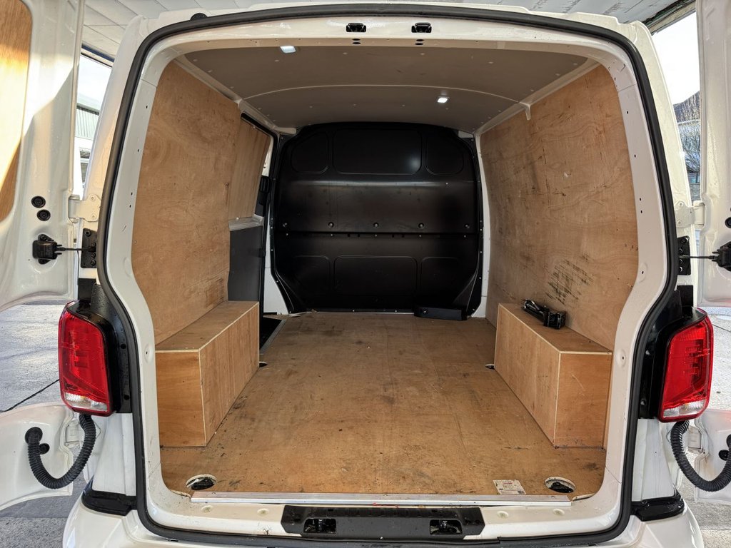 Used Volkswagen Transporter 2022 for sale - 77668914: Photo 8