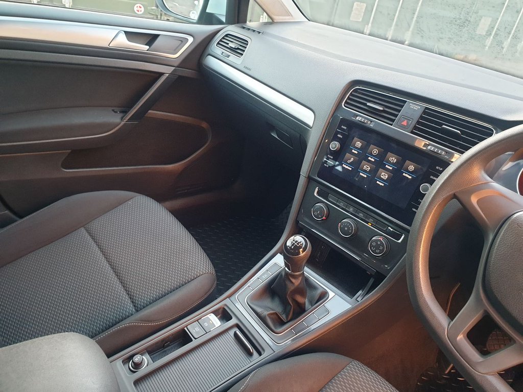 Used Volkswagen Golf 2019 for sale - 76546845: Photo 14