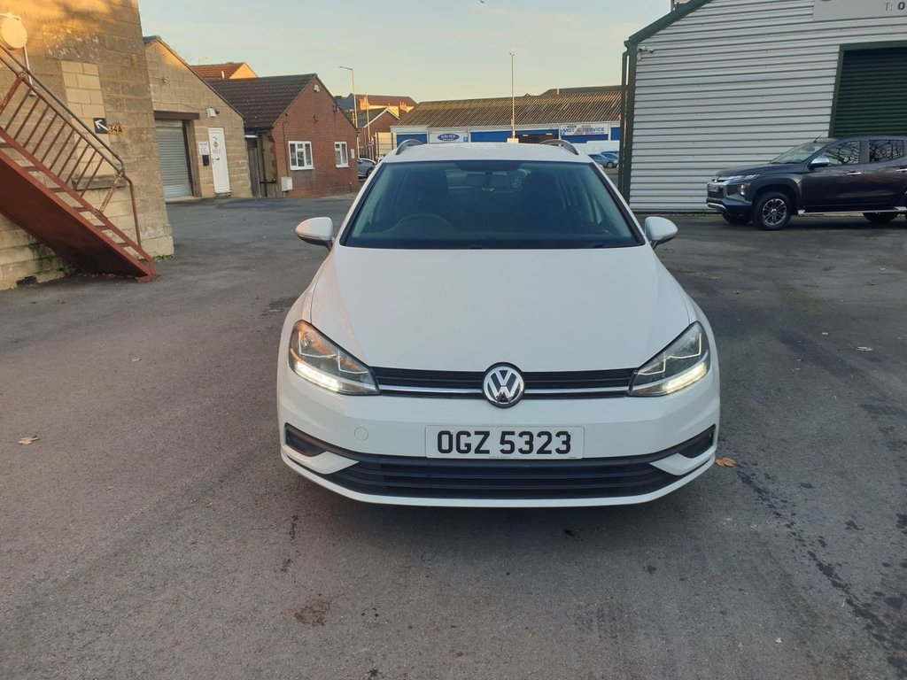 Used Volkswagen Golf 2019 for sale - 76546845: Photo 2