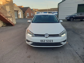 Used Volkswagen Golf 2019 for sale - 76546845: Photo