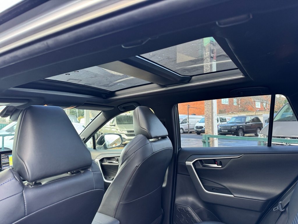 Used Toyota RAV4 2020 for sale - 77171817: Photo 11