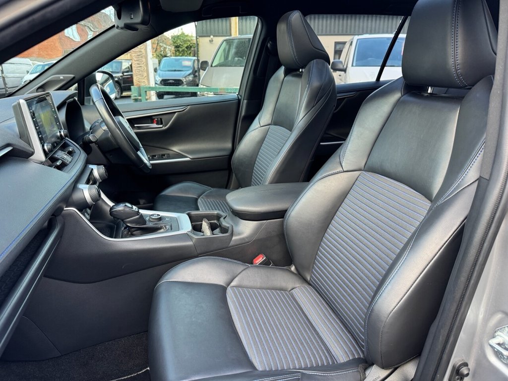 Used Toyota RAV4 2020 for sale - 77171817: Photo 13