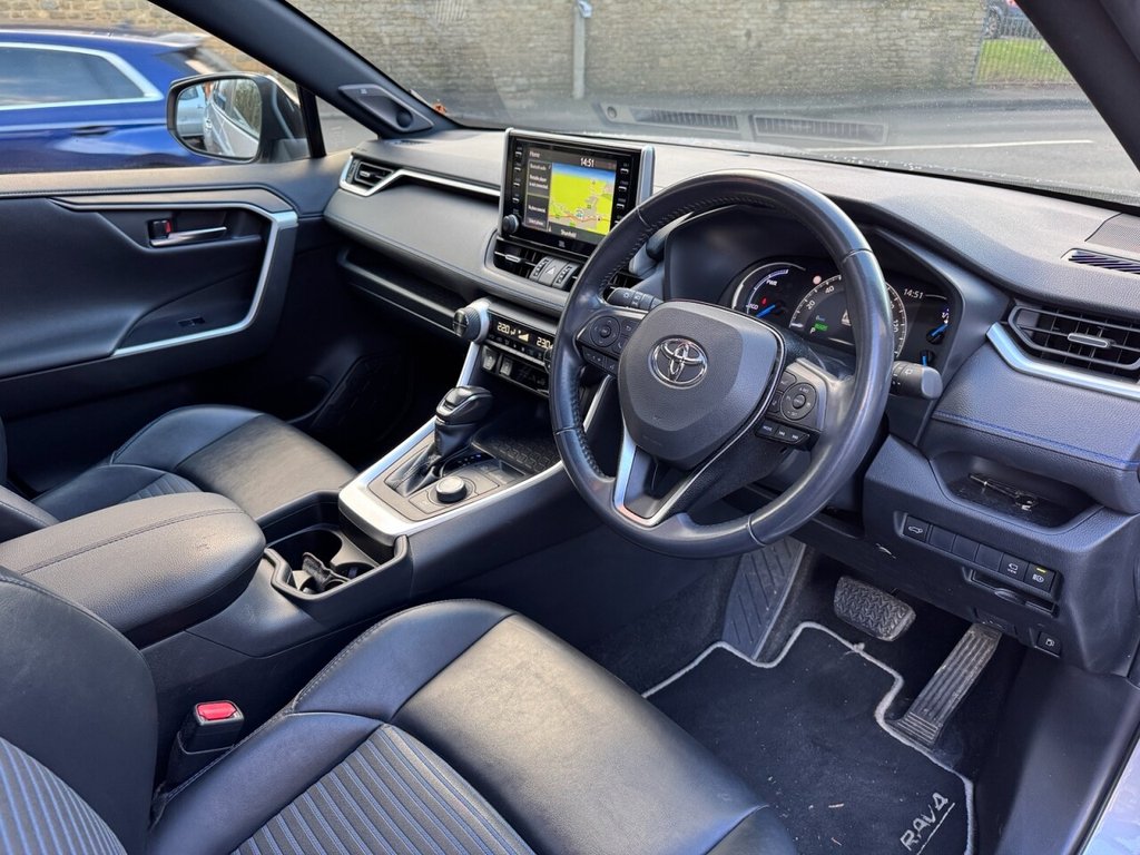 Used Toyota RAV4 2020 for sale - 77171817: Photo 17