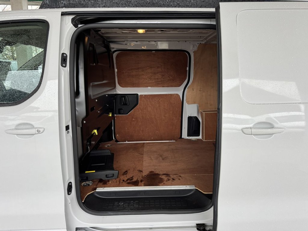 Used Vauxhall Vivaro 2022 for sale - 77593780: Photo 10