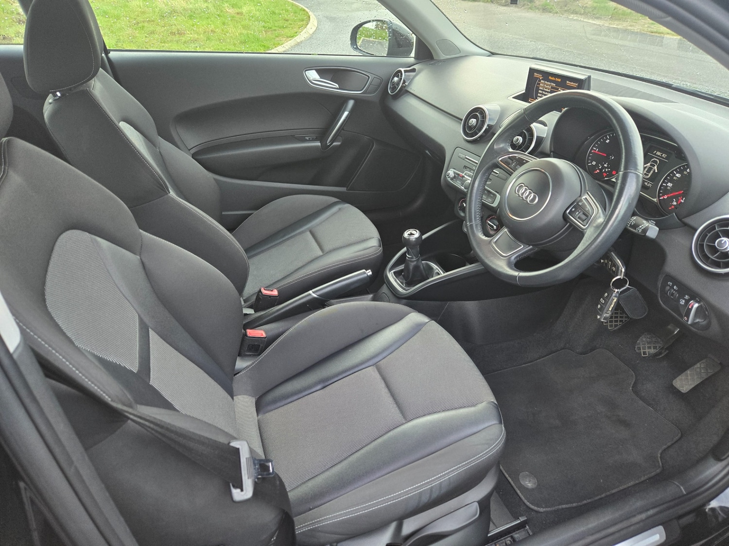 Used Audi A1 2015 for sale - 77918320: Photo 4