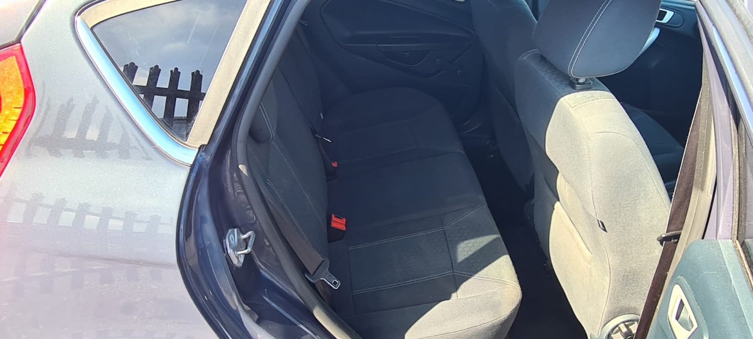Used Ford Fiesta 2012 for sale - 76364010: Photo 10