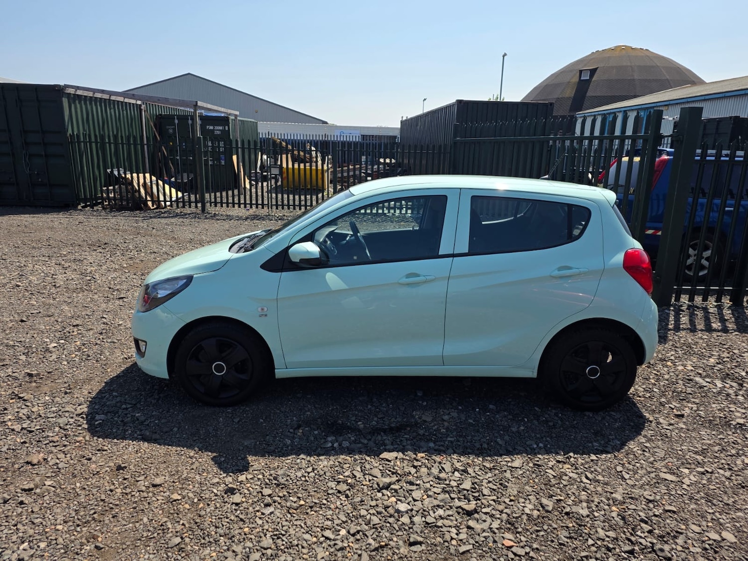 Used Vauxhall Viva 2017 for sale - 76437977: Photo 3