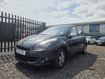 Used Renault Scenic 2011 for sale - 75996526: Photo