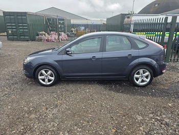 Used Ford Focus 2010 for sale - 75633146: Photo