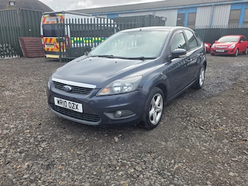Used Ford Focus 2010 for sale - 75633146: Photo
