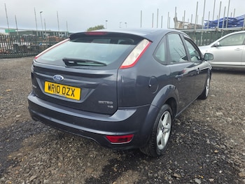 Used Ford Focus 2010 for sale - 75633146: Photo