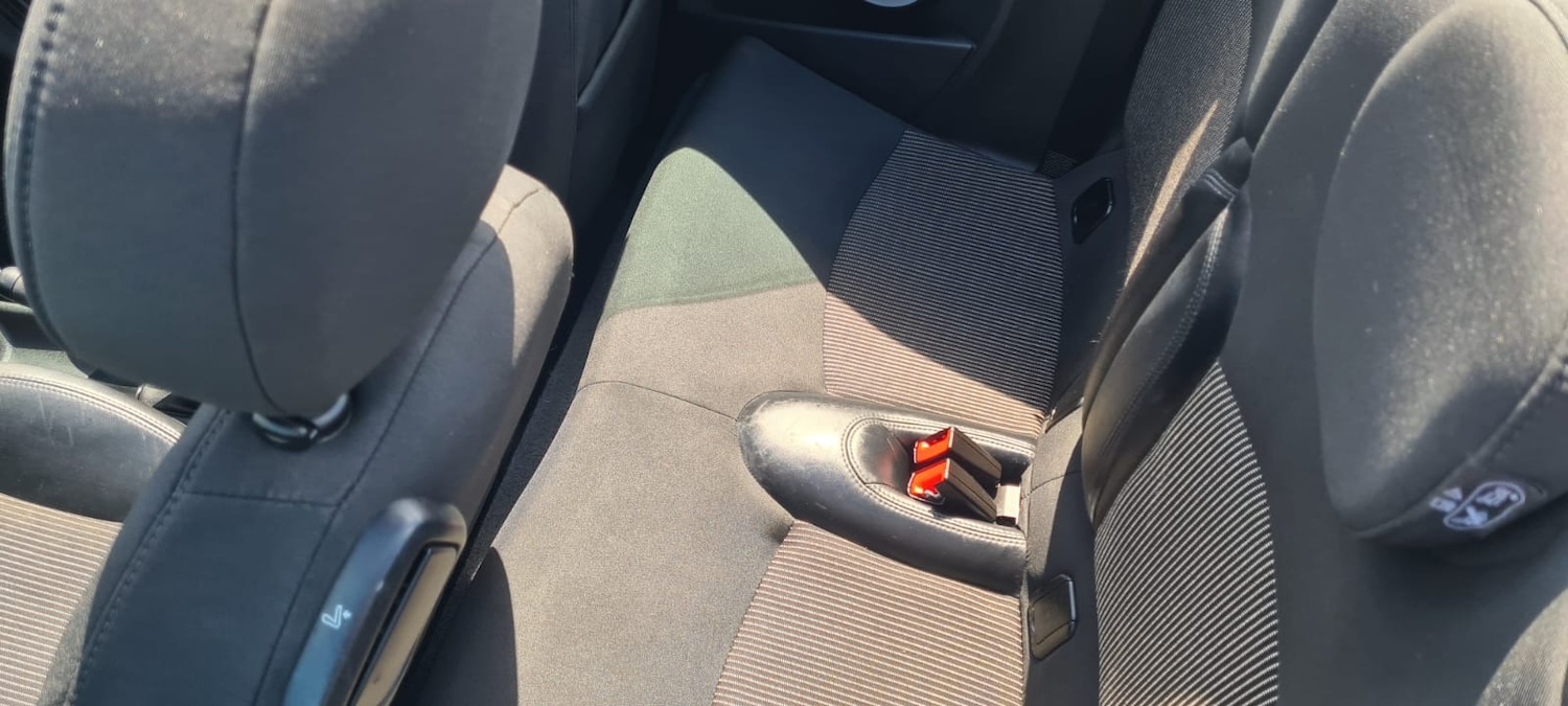 Used MINI Convertible 2010 for sale - 76438213: Photo 11