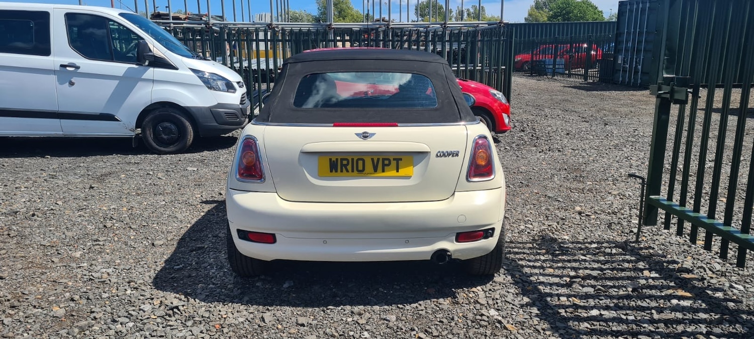 Used MINI Convertible 2010 for sale - 76438213: Photo 5