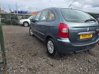 Used Citroen Xsara Picasso 2010 for sale - 75797303: Photo