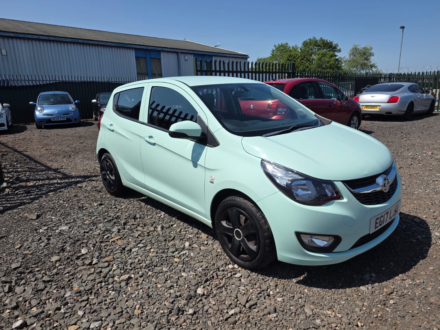 Used Vauxhall Viva 2017 for sale - 76128788: Photo 1